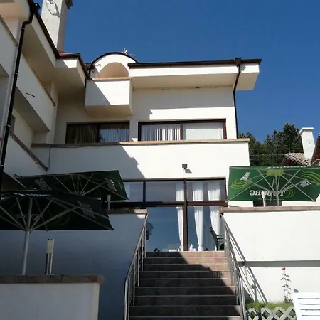 Aleksievata Kashta Hotel Gurgulyat