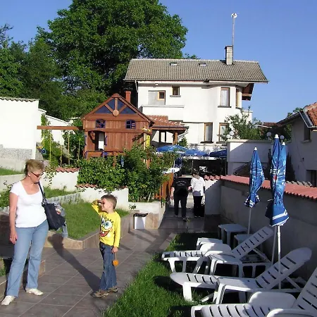 Aleksievata Kashta Hotel Gurgulyat